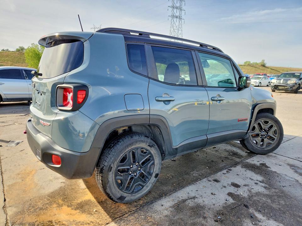 Photo 3 from auction – 2018 JEEP RENEGADE with VIN ZACCJBCB1JPH87779