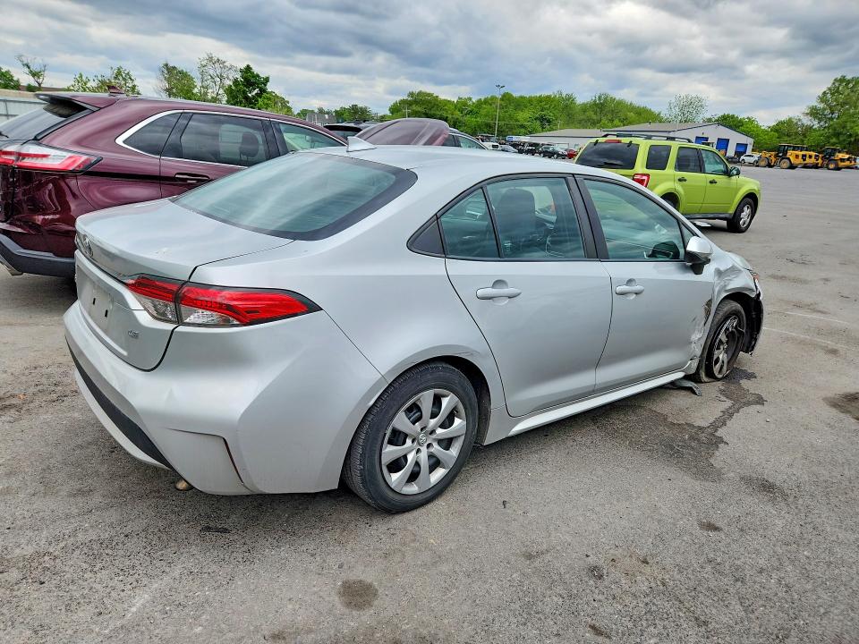 Photo 3 from auction – 2021 TOYOTA COROLLA with VIN 5YFEPMAE8MP177118