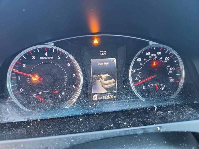 Photo 9 from auction – 2017 TOYOTA CAMRY with VIN 4T1BF1FK3HU745170