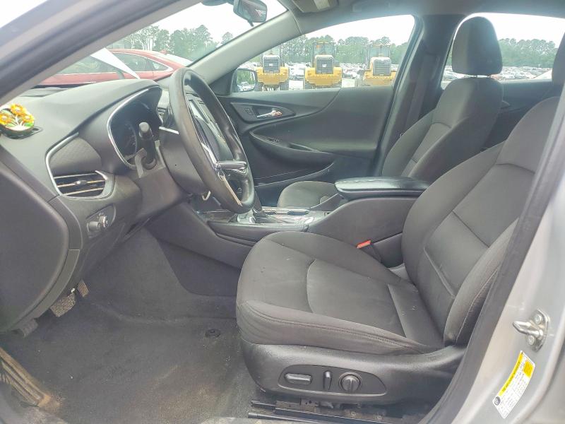 Photo 7 from auction – 2018 CHEVROLET MALIBU with VIN 1G1ZD5ST6JF254142