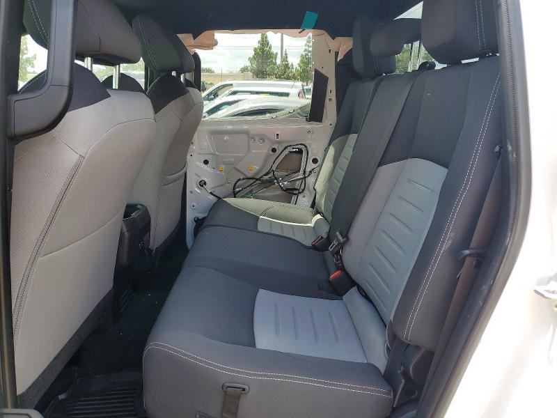 Photo 10 from auction – 2024 TOYOTA TACOMA with VIN 3TMLB5JN0RM082174
