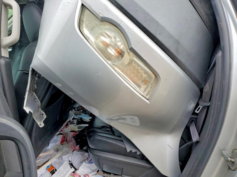 Photo 11 from auction – 2011 CHEVROLET TRAVERSE with VIN 1GNKVJED6BJ325025