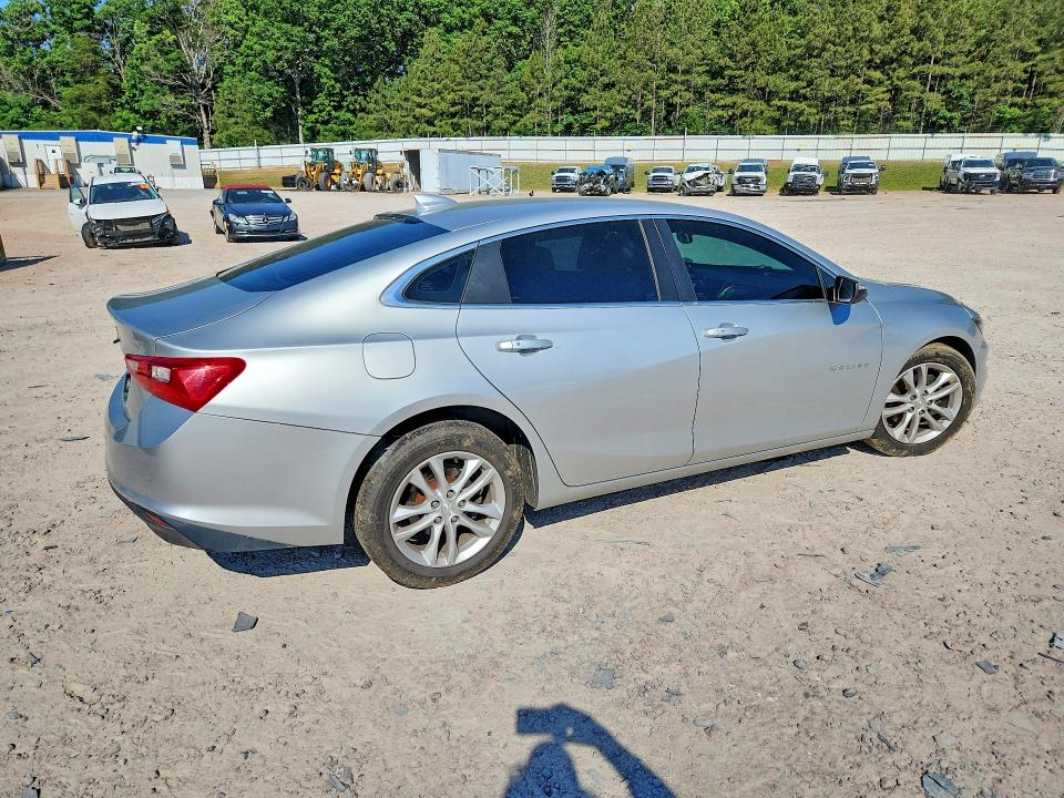 Photo 3 from auction – 2017 CHEVROLET MALIBU with VIN 1G1ZE5ST6HF254939