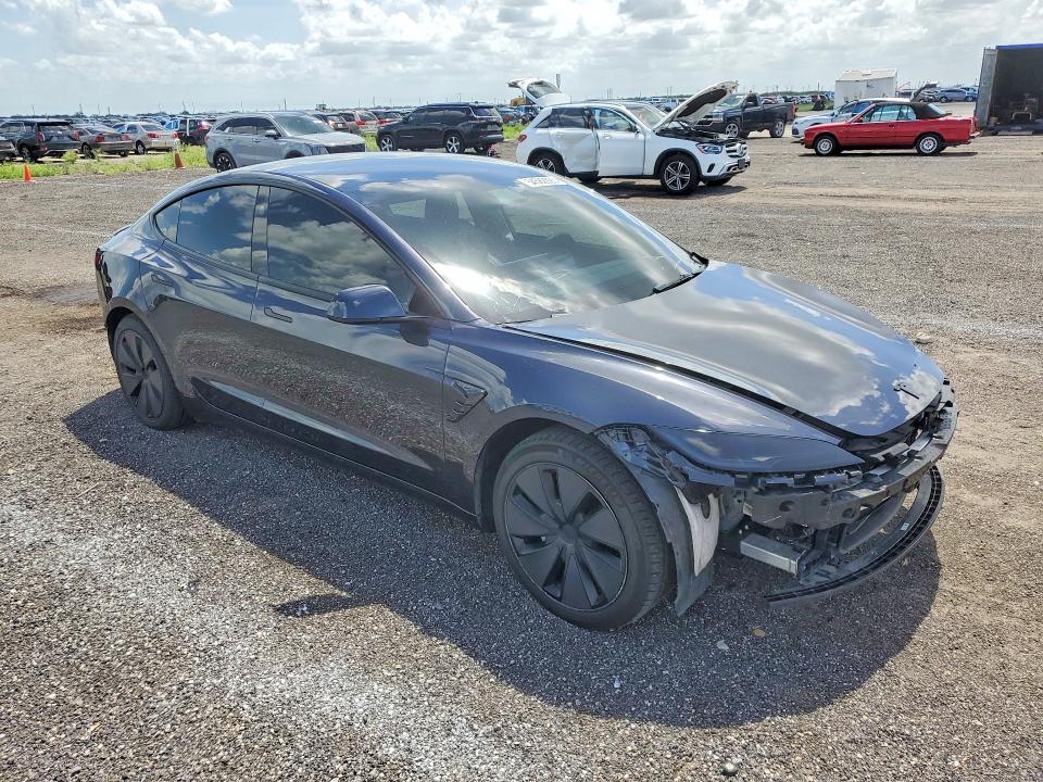 Zdjęcie 4 z aukcji – 2024 TESLA MODEL 3 z VIN 5YJ3E1EA7RF765601