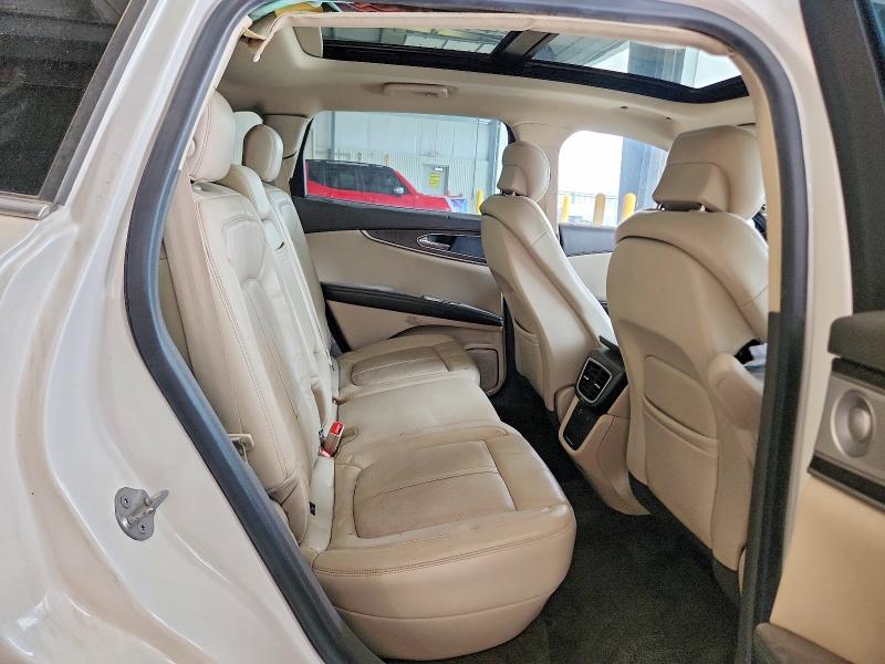 Photo 11 from auction – 2016 LINCOLN MKX with VIN 2LMTJ6LR8GBL53988