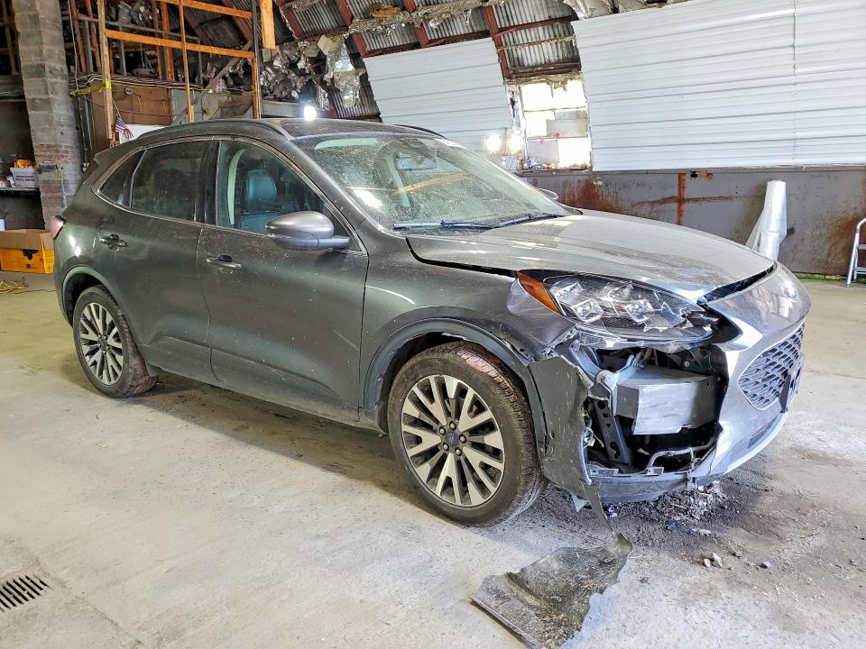 Photo 4 from auction – 2020 FORD ESCAPE with VIN 1FMCU9J93LUB54813