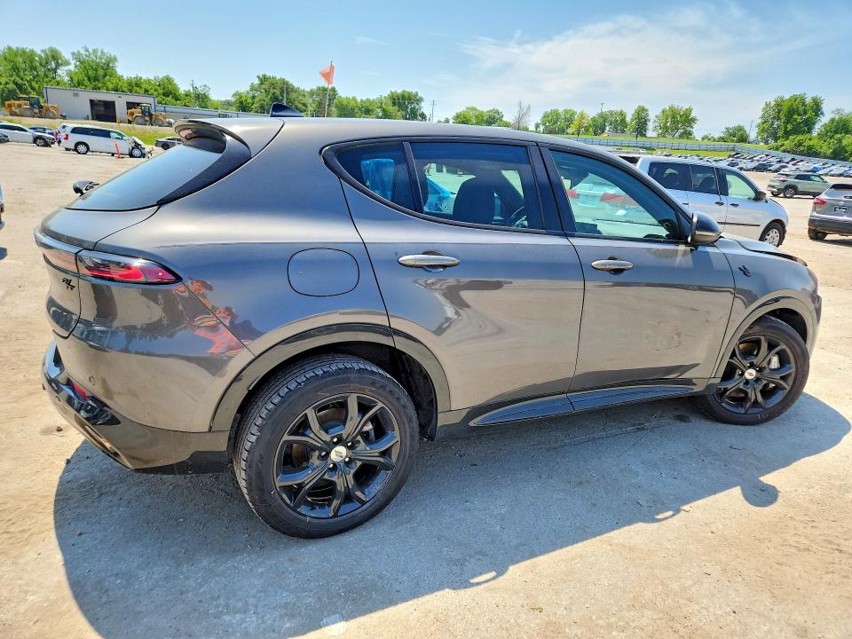 Foto 3 de la subasta – 2024 DODGE HORNET con VIN ZACPDFDWXR3A12739