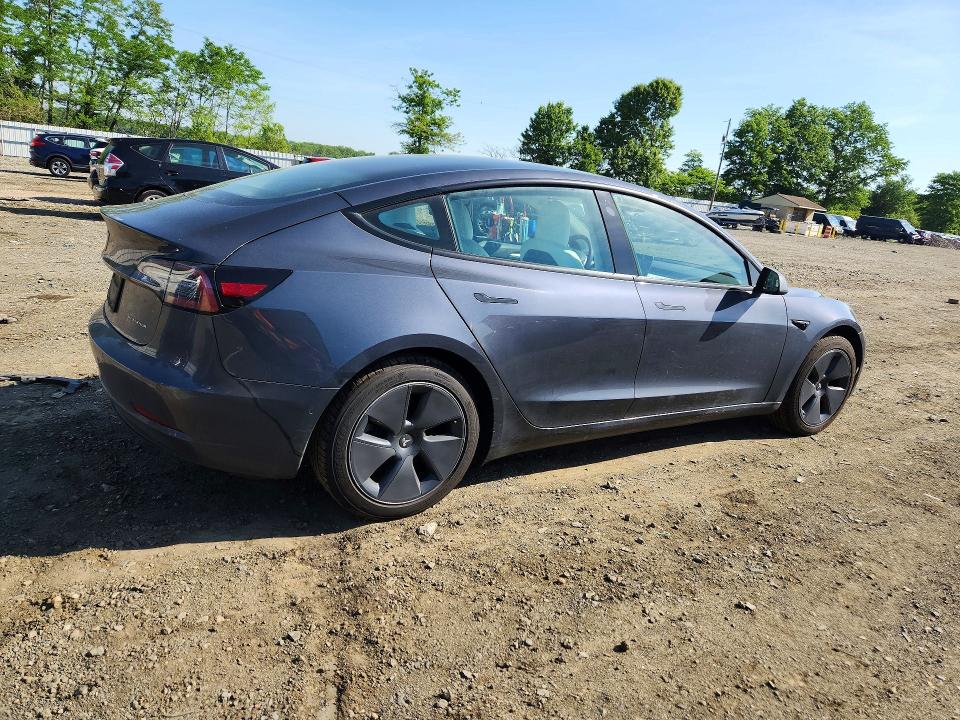 Photo 3 from auction – 2022 TESLA MODEL 3 with VIN 5YJ3E1EB4NF203190