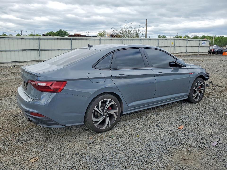 Photo 3 from auction – 2024 VOLKSWAGEN JETTA with VIN 3VW2T7BU9RM047656