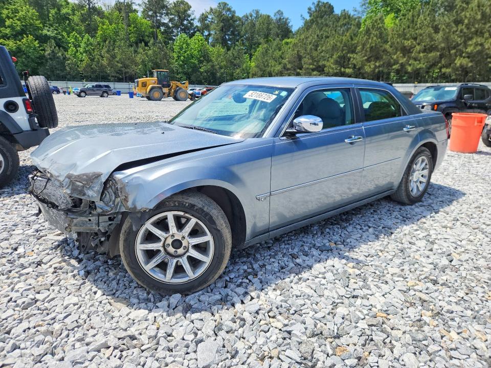 CHRYSLER 300C 2006 with VIN 2C3KA63H06H463758 - Photo from auction