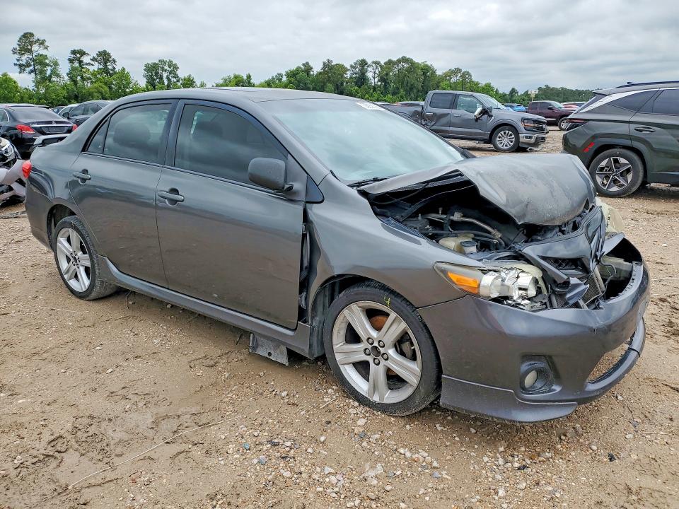 Снимка 4 от търг – 2013 TOYOTA COROLLA с VIN 5YFBU4EE3DP098087