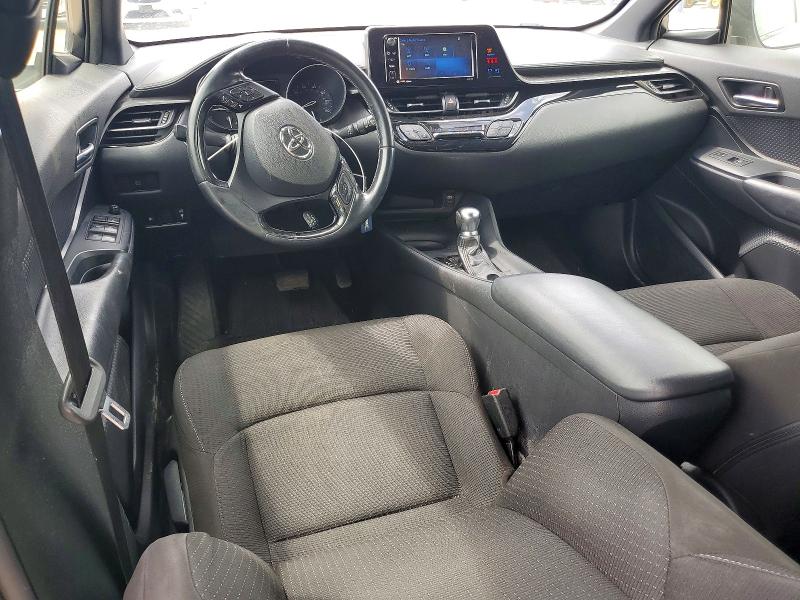 Photo 8 from auction – 2018 TOYOTA C-HR with VIN JTNKHMBX0J1009730