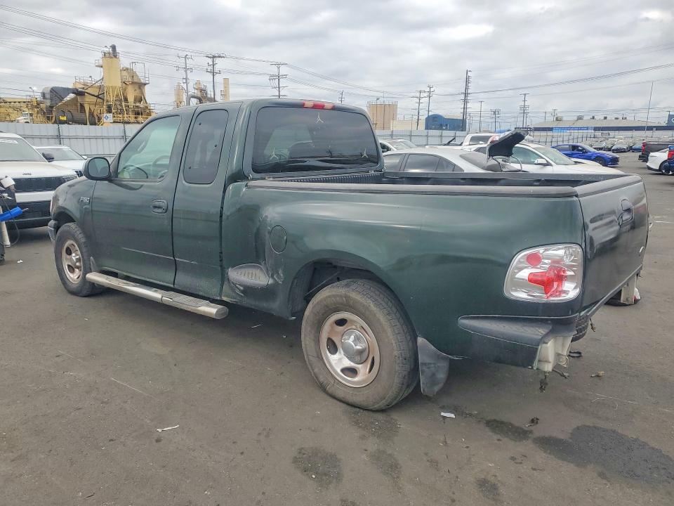 Photo 2 from auction – 2001 FORD F150 with VIN 2FTZX07281CA22509