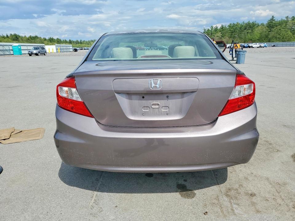 Photo 6 from auction – 2012 HONDA CIVIC with VIN 2HGFB2F51CH542356