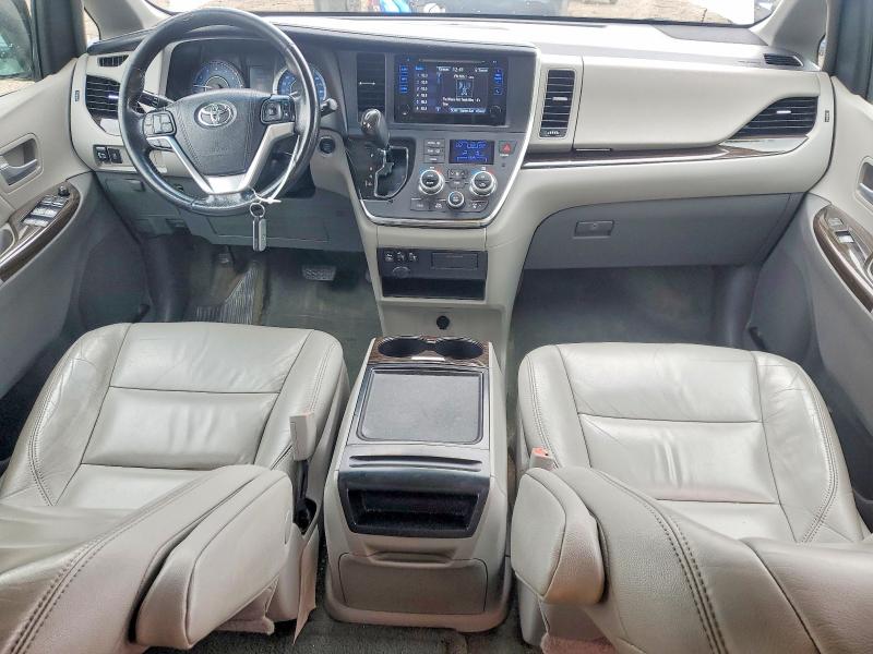 Photo 8 from auction – 2016 TOYOTA SIENNA with VIN 5TDYK3DC5GS736667