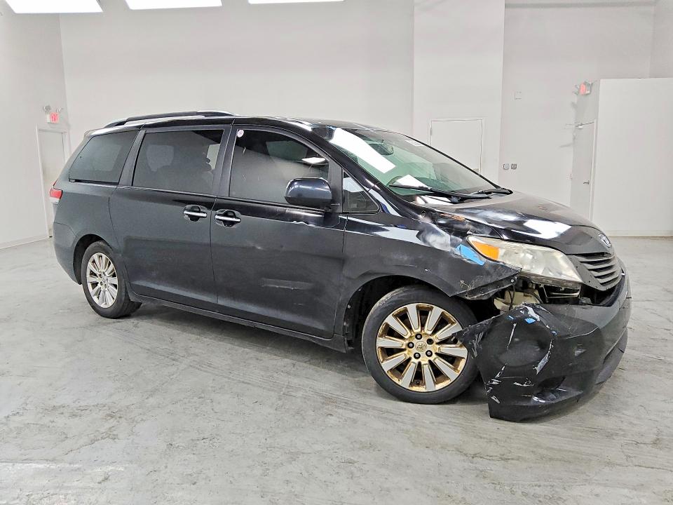 Photo 4 from auction – 2014 TOYOTA SIENNA with VIN 5TDDK3DC2ES086935