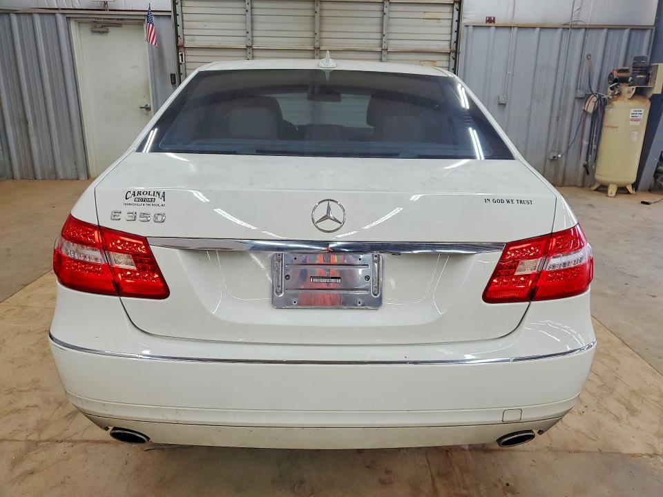 Photo 6 from auction – 2012 MERCEDES-BENZ E with VIN WDDHF5KB0CA559498