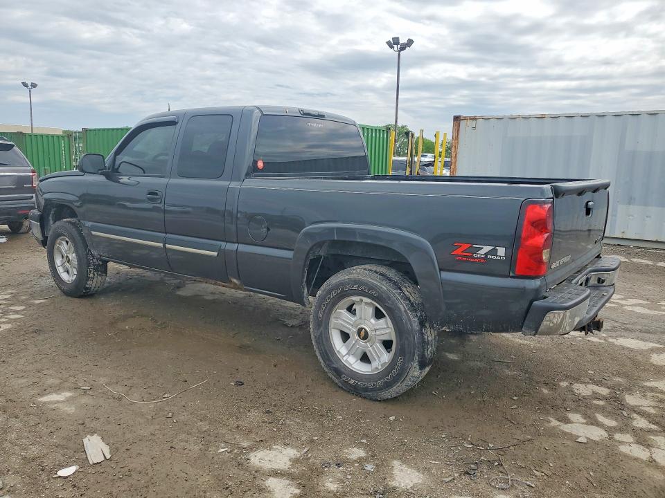 Photo 2 from auction – 2004 CHEVROLET SILVERADO with VIN 2GCEK19T741154847