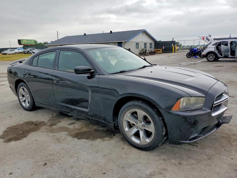 Снимка 4 от търг – 2014 DODGE CHARGER с VIN 2C3CDXBG1EH341063
