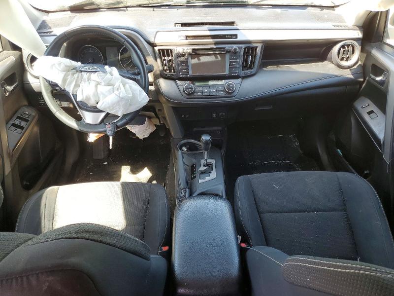 Photo 8 from auction – 2017 TOYOTA RAV4 with VIN 2T3RFREV7HW554643