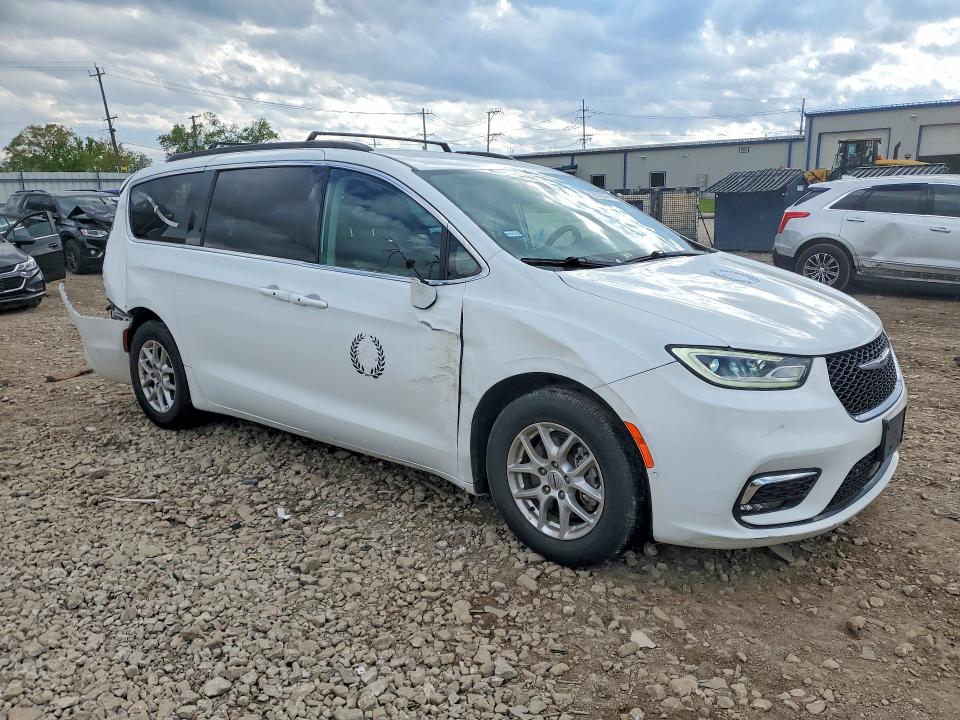 Photo 4 from auction – 2022 CHRYSLER PACIFICA with VIN 2C4RC1BG6NR139772