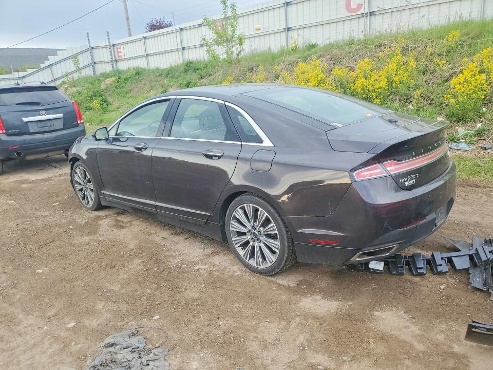 Foto 2 de la subasta – 2016 LINCOLN MKZ con VIN 3LN6L2NK9GR608242
