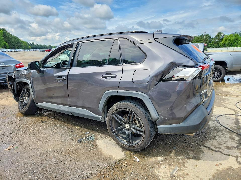 Photo 2 from auction – 2020 TOYOTA RAV4 with VIN 2T3H1RFV7LW077181