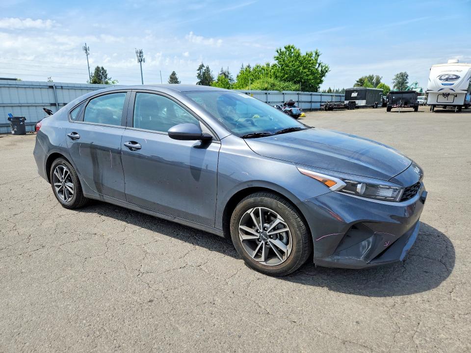 Photo 4 from auction – 2023 KIA FORTE with VIN 3KPF24ADXPE572577
