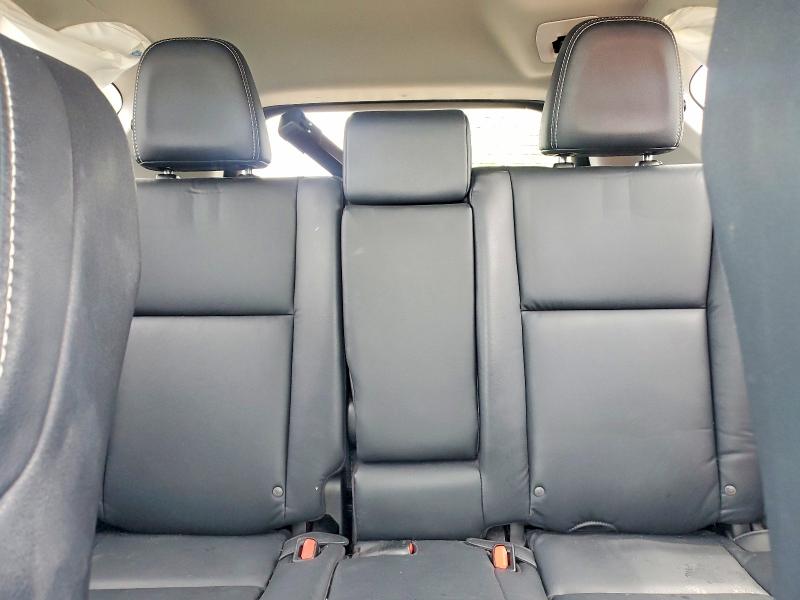 Photo 10 from auction – 2017 TOYOTA RAV4 with VIN 2T3DFREV9HW565752
