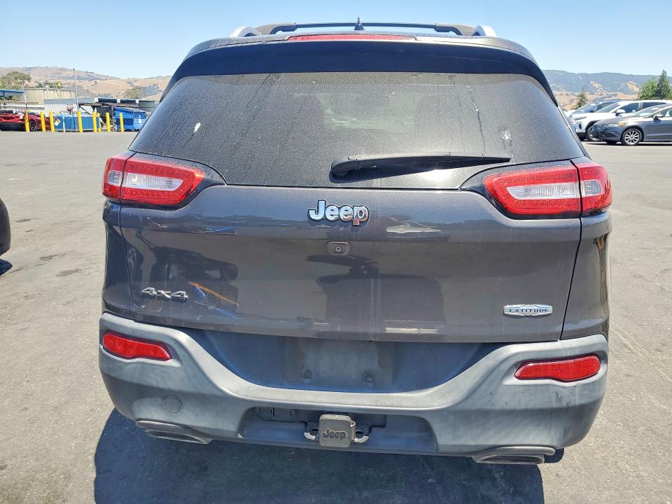 Photo 6 from auction – 2015 JEEP CHEROKEE with VIN 1C4PJMCS7FW619331
