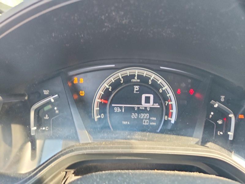 Снимка 9 от търг – 2018 HONDA CR-V с VIN 2HKRW6H38JH210857