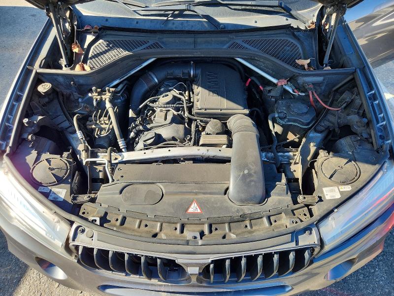 Photo 12 from auction – 2014 BMW X5 with VIN 5UXKR2C52E0H32480