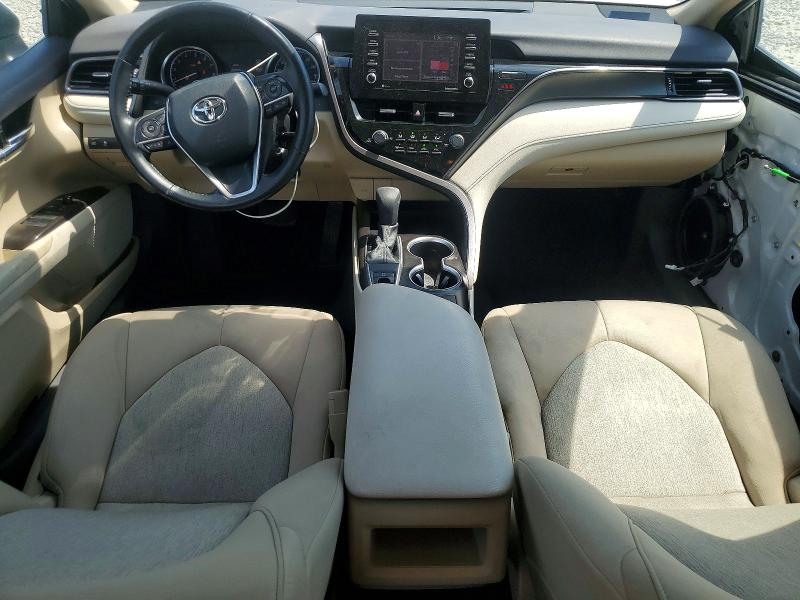 Photo 8 from auction – 2021 TOYOTA CAMRY with VIN 4T1C11BK5MU035643
