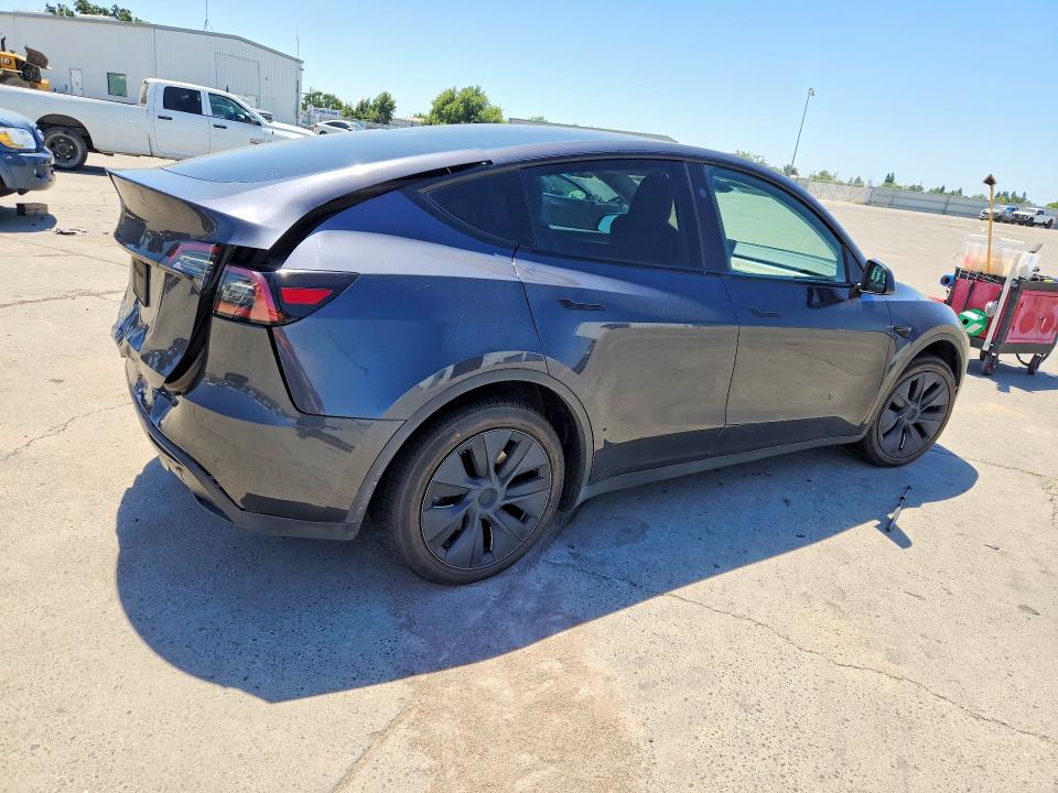 Photo 3 from auction – 2024 TESLA MODEL Y with VIN 7SAYGDED9RF111519
