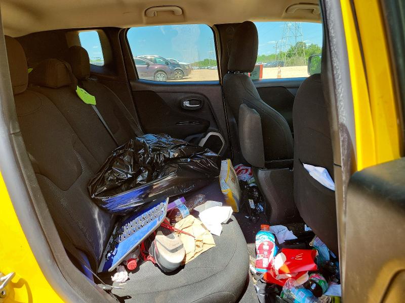 Photo 11 from auction – 2016 JEEP RENEGADE with VIN ZACCJABT2GPD91664