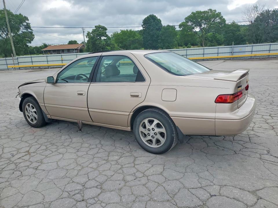 Photo 2 from auction – 1998 TOYOTA CAMRY with VIN 4T1BF28K8WU925681