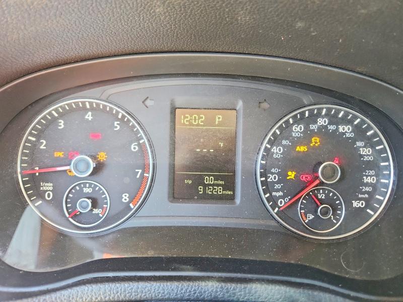Photo 9 from auction – 2013 VOLKSWAGEN PASSAT with VIN 1VWAH7A3XDC043129