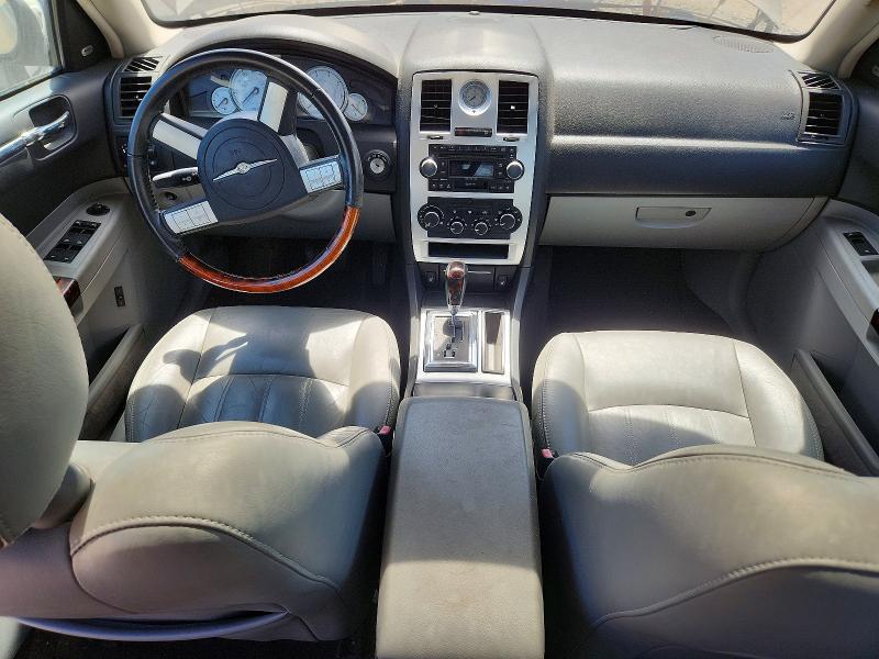 Photo 8 from auction – 2006 CHRYSLER 300C with VIN 2C3KA63H96H228954