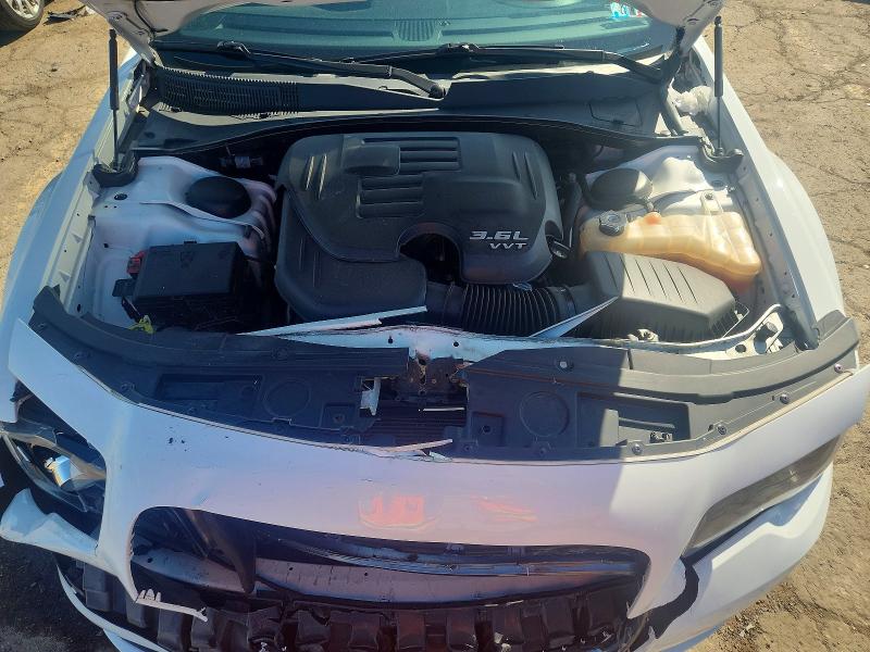 Photo 11 from auction – 2021 CHRYSLER 300 with VIN 2C3CCABG6MH545419