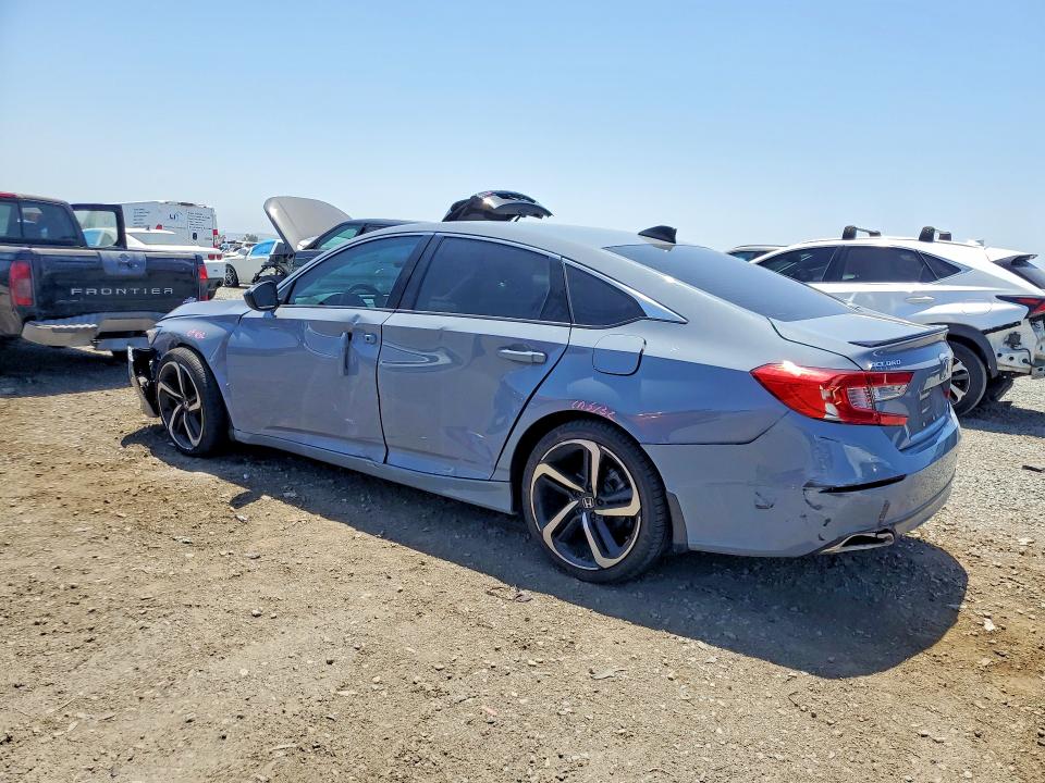 Photo 2 from auction – 2022 HONDA ACCORD with VIN 1HGCV1F43NA034340