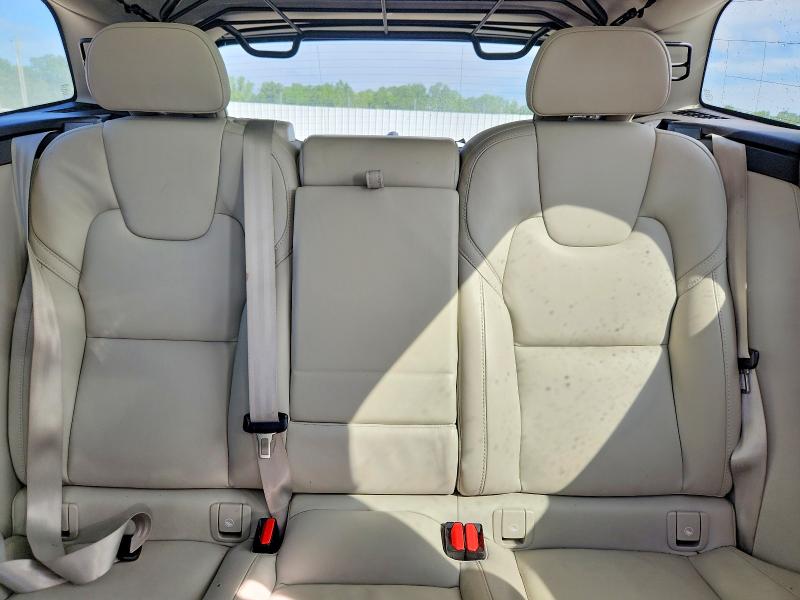 Photo 10 from auction – 2022 VOLVO XC60 with VIN YV4L12RL1N1024518