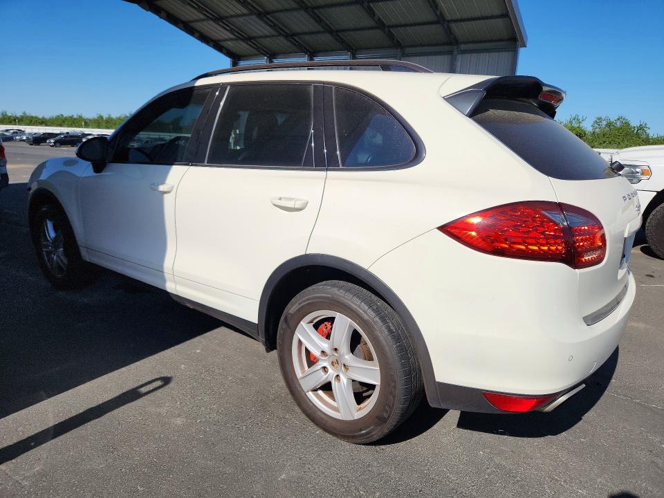 Photo 2 from auction – 2012 PORSCHE CAYENNE with VIN WP1AA2A22CLA03769