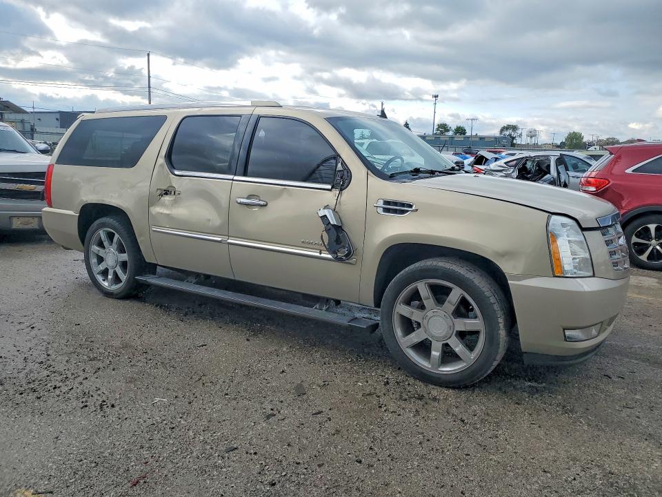 Photo 4 from auction – 2011 CADILLAC ESCALADE with VIN 1GYS4JEF7BR372511