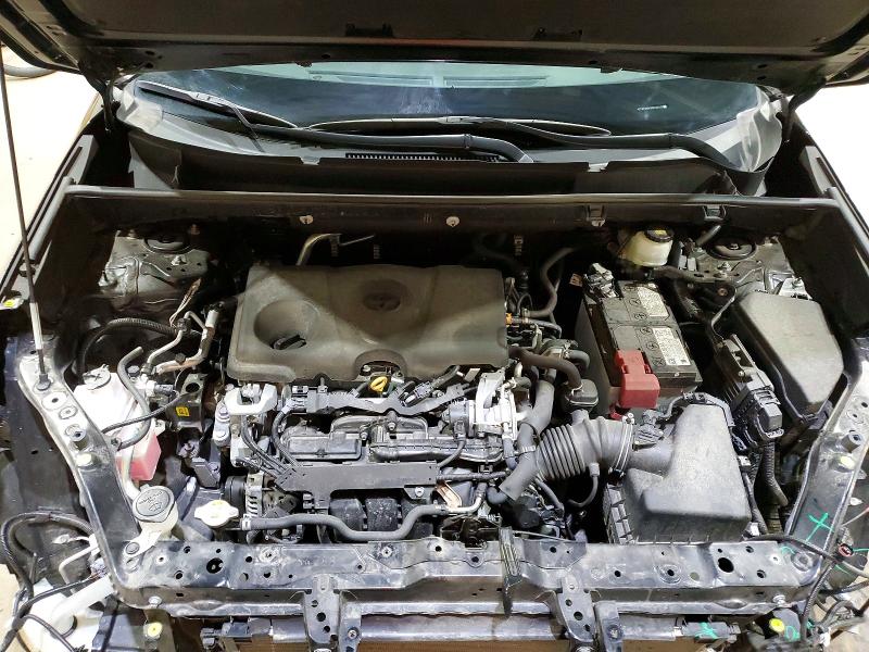 Photo 12 from auction – 2021 TOYOTA RAV4 with VIN 2T3F1RFV2MC233475