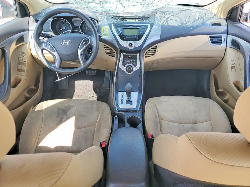 Photo 8 from auction – 2011 HYUNDAI ELANTRA with VIN KMHDH4AE4BU124940