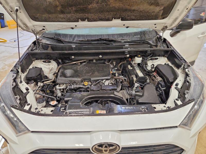 Photo 12 from auction – 2021 TOYOTA RAV4 with VIN 2T3H1RFVXMW131252