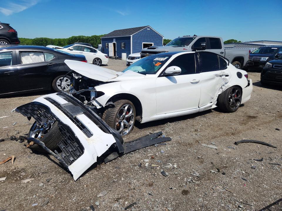 ALFA ROMEO GIULIA 2017 with VIN ZARFAECN1H7559254 - Photo from auction