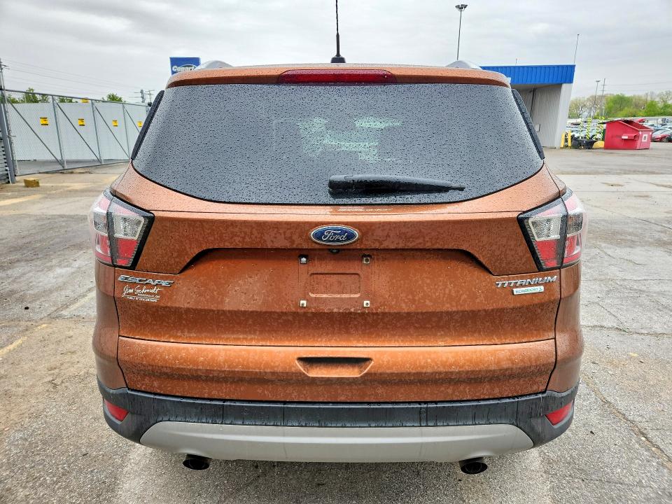 Photo 6 from auction – 2017 FORD ESCAPE with VIN 1FMCU0JD0HUE53554