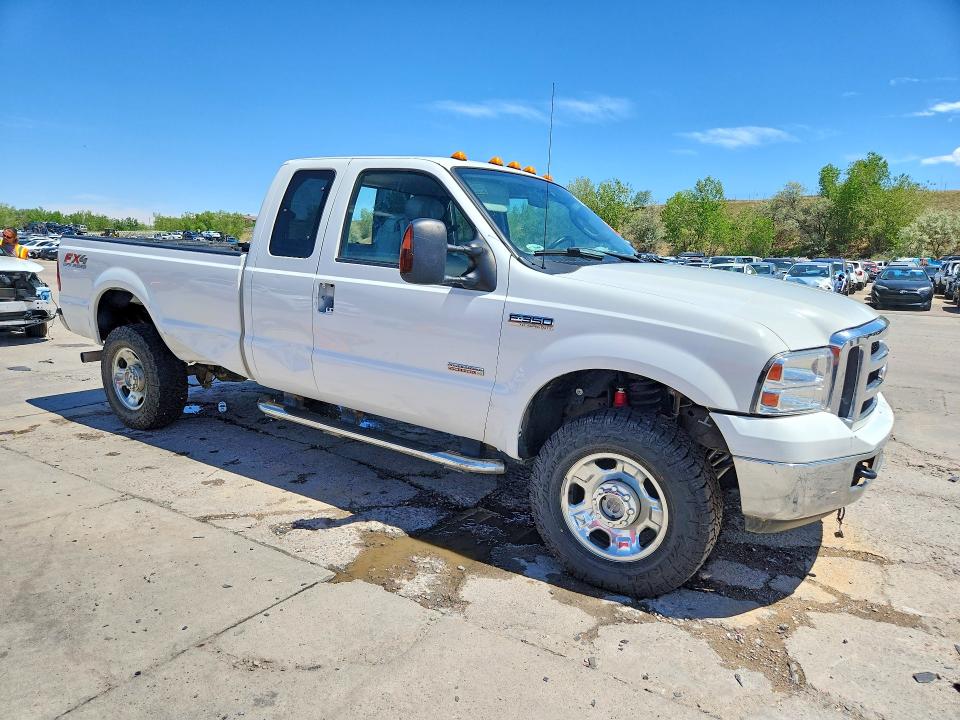 Photo 4 from auction – 2006 FORD F350 with VIN 1FTWX31P96EA36669