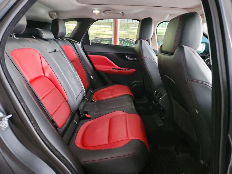 Photo 11 from auction – 2017 JAGUAR F-PACE with VIN SADCL2BN3HA488654